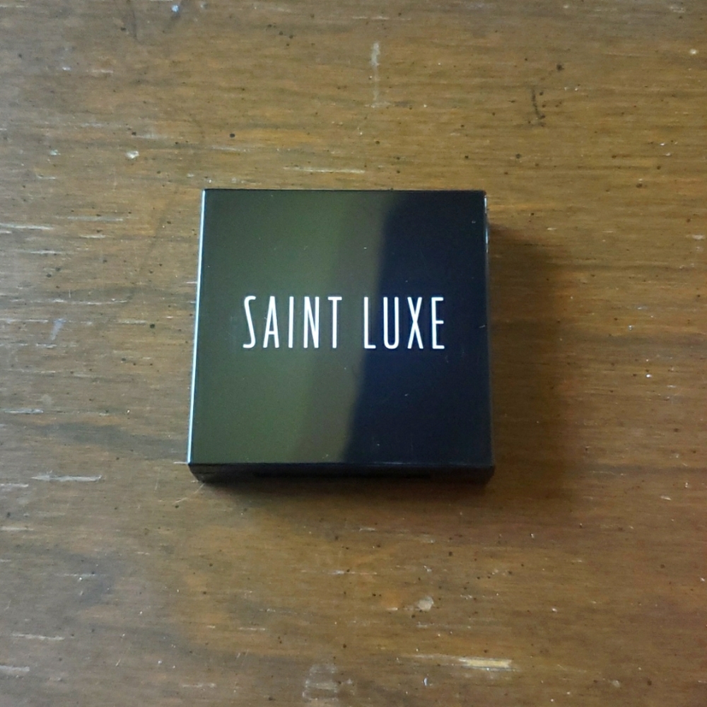 Saint Luke rose quartz highlighter
